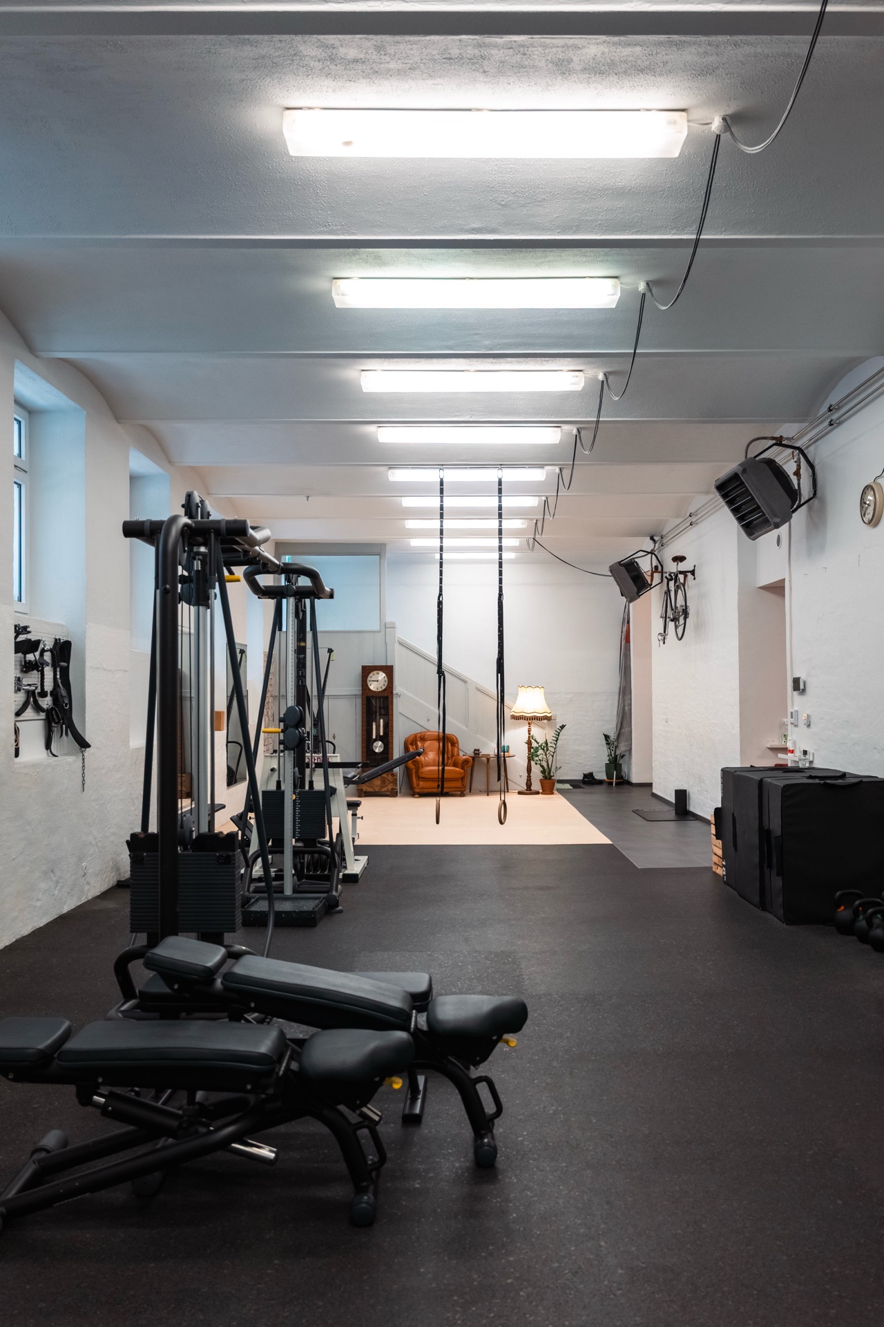 Studio-Atmosphäre mit Lounge-Ecke